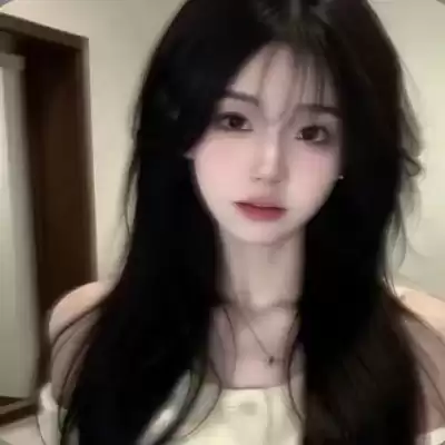 苍傲玉